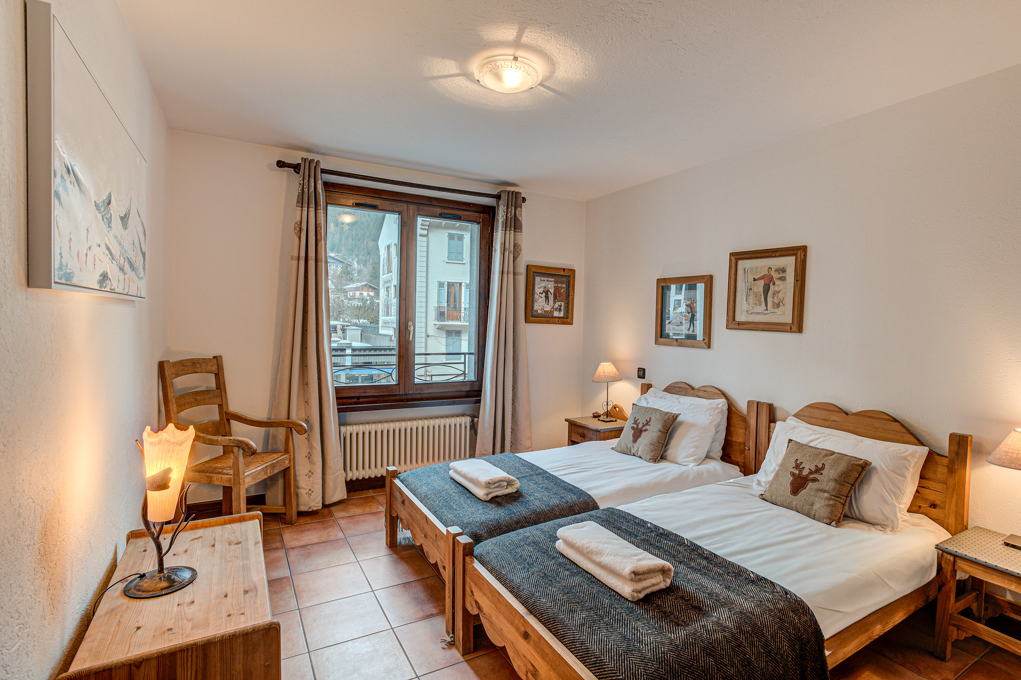 Apartment-Kitson-Alpes-Travel-47