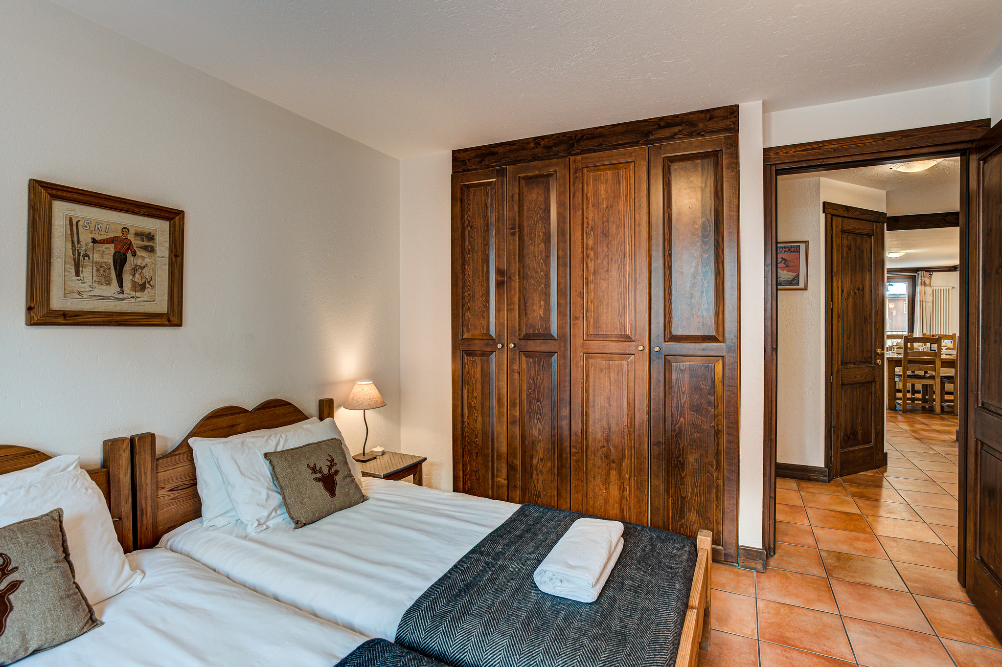 Apartment-Kitson-Alpes-Travel-48