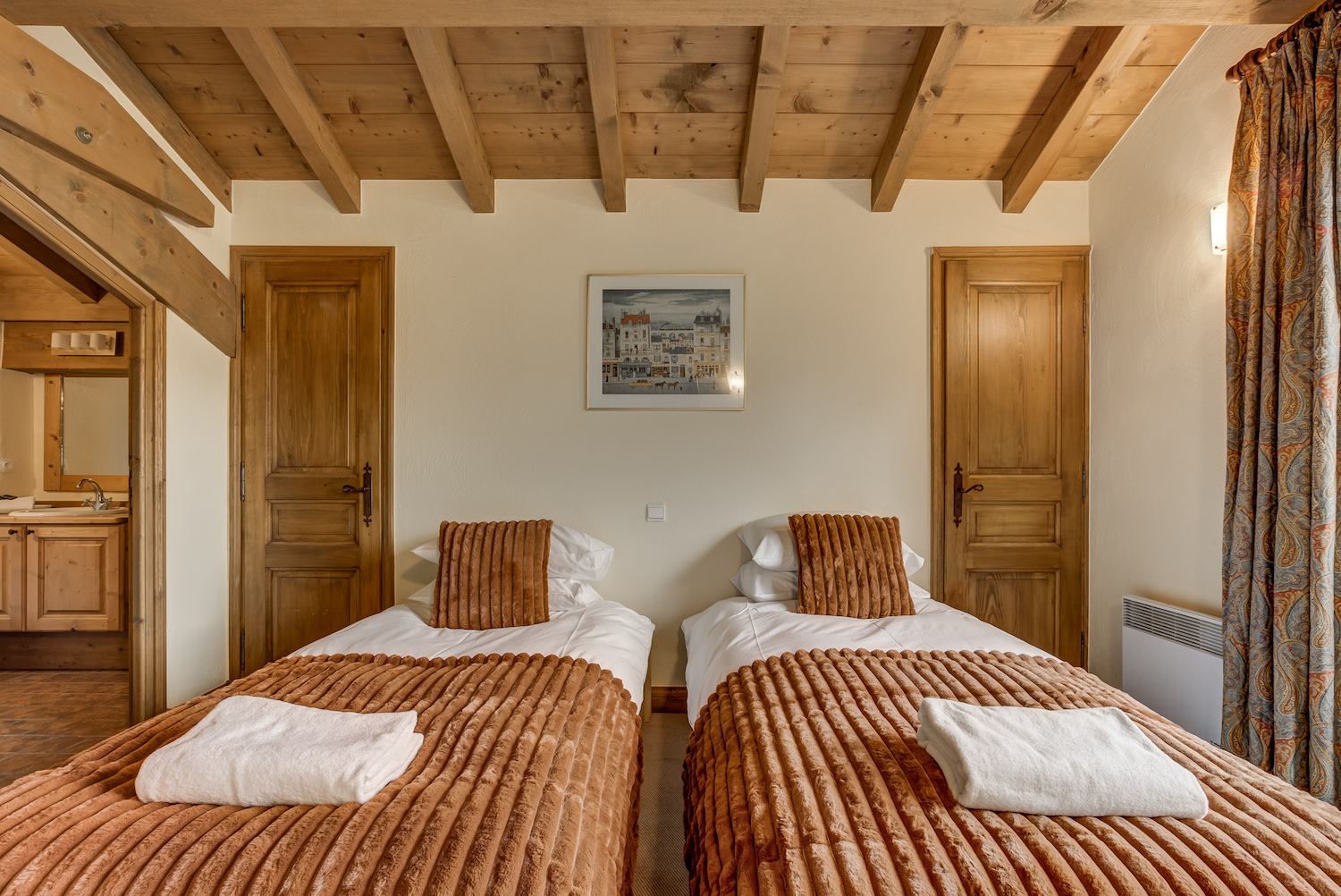 Chalet-Ecriotire-Twin-room-2