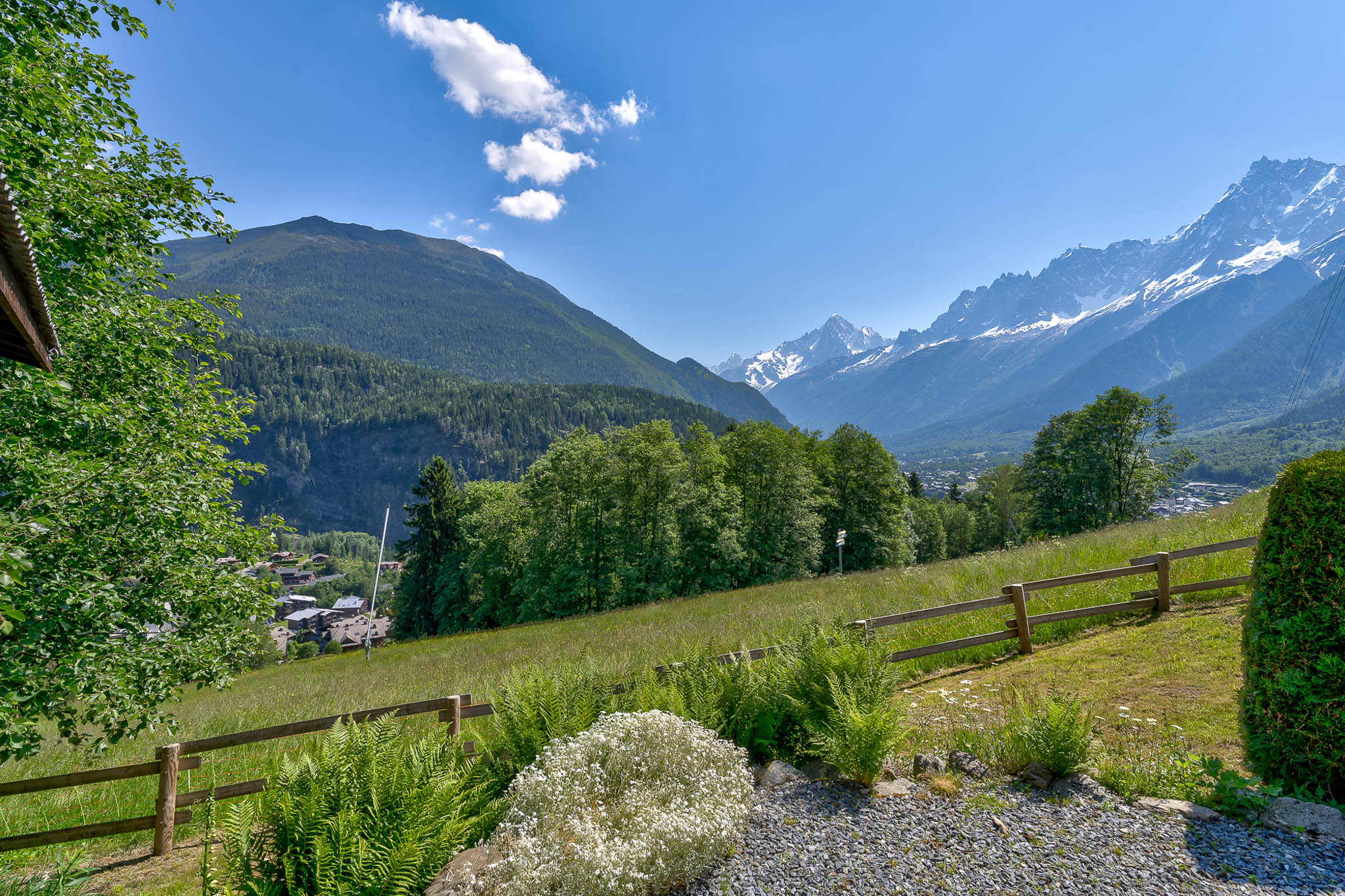 Maison-Jaune-Alpes-Travel-Chamonix-Les-Houches-17