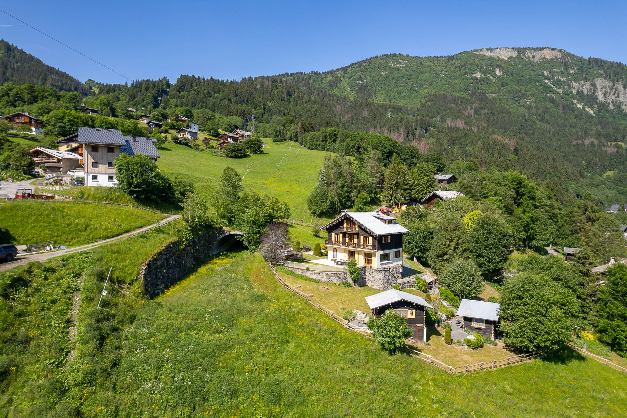 Maison-Jaune-Alpes-Travel-Chamonix-Les-Houches-86