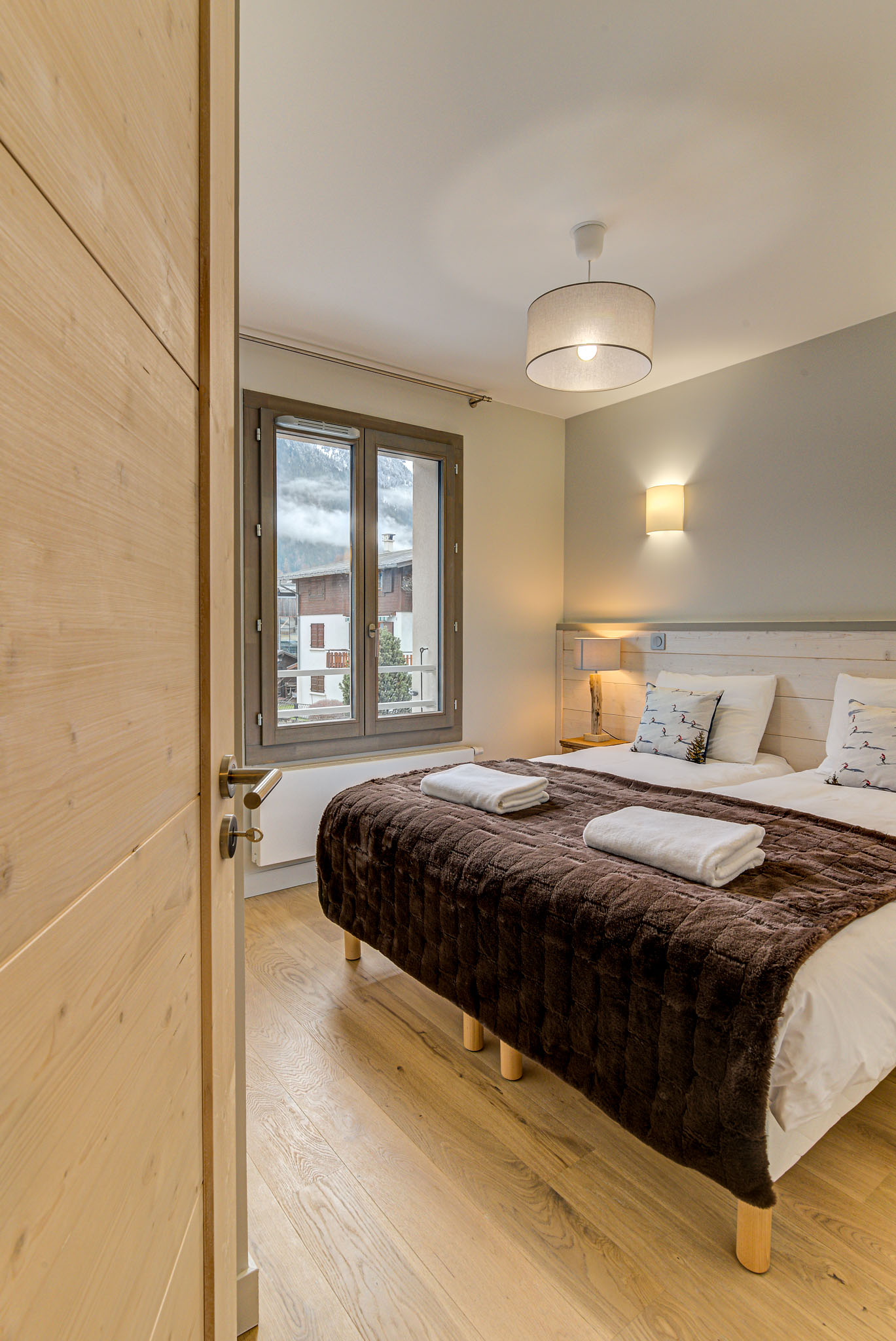 White-Pearl-A13-Alpes-Travel-Chamonix-38