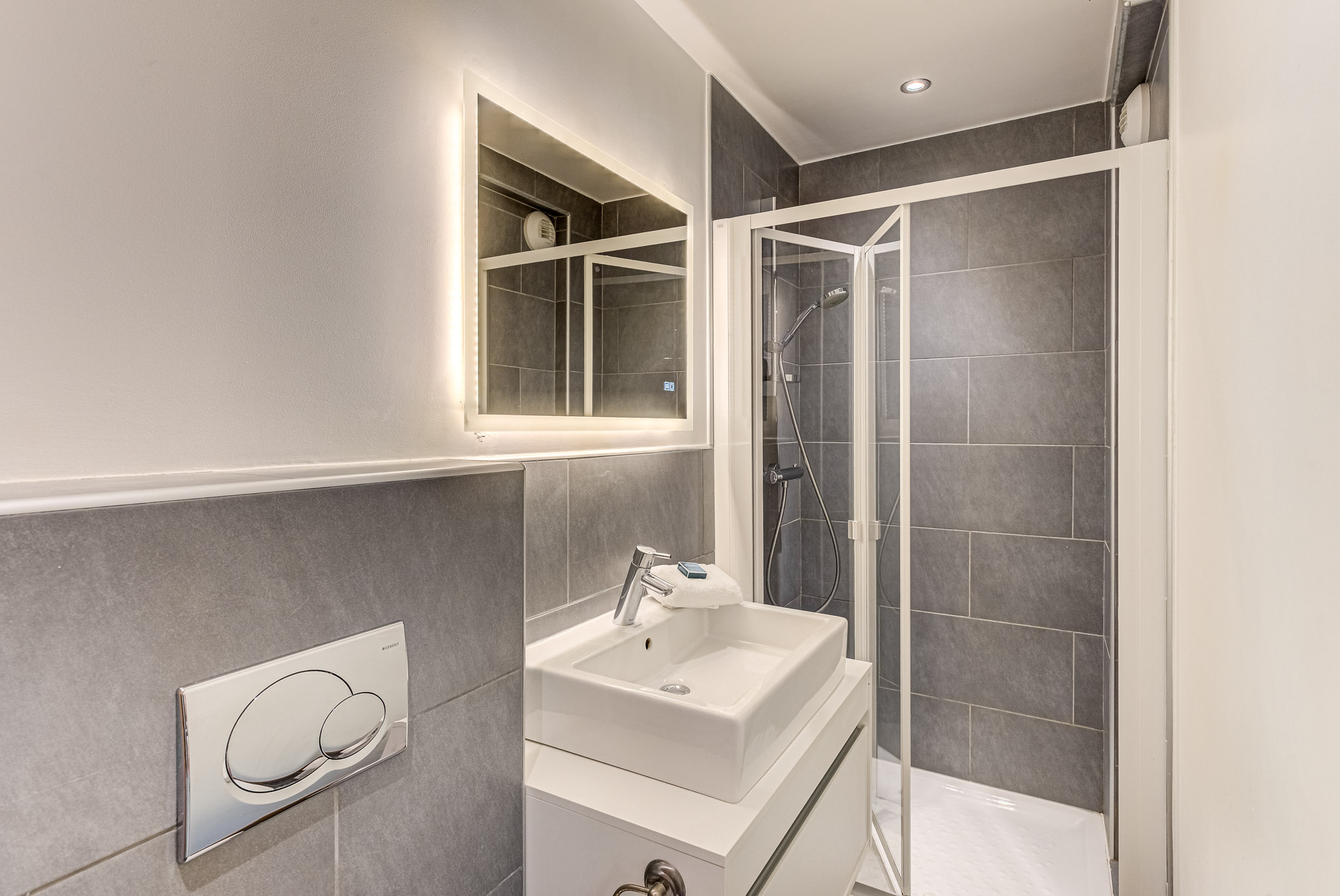 Apartment-Demi-Alpes-Trave-Full-Res-071