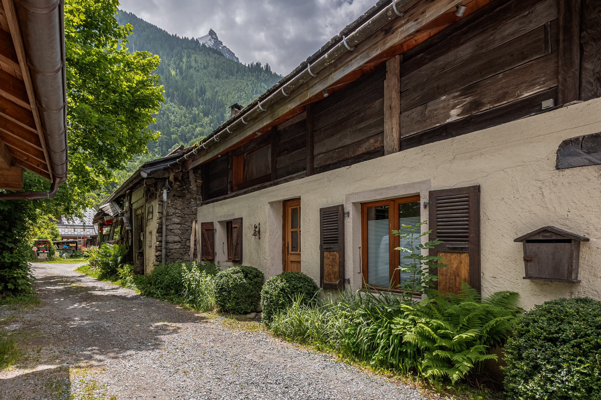 Chalet-Pele-Alpes-Travel-04