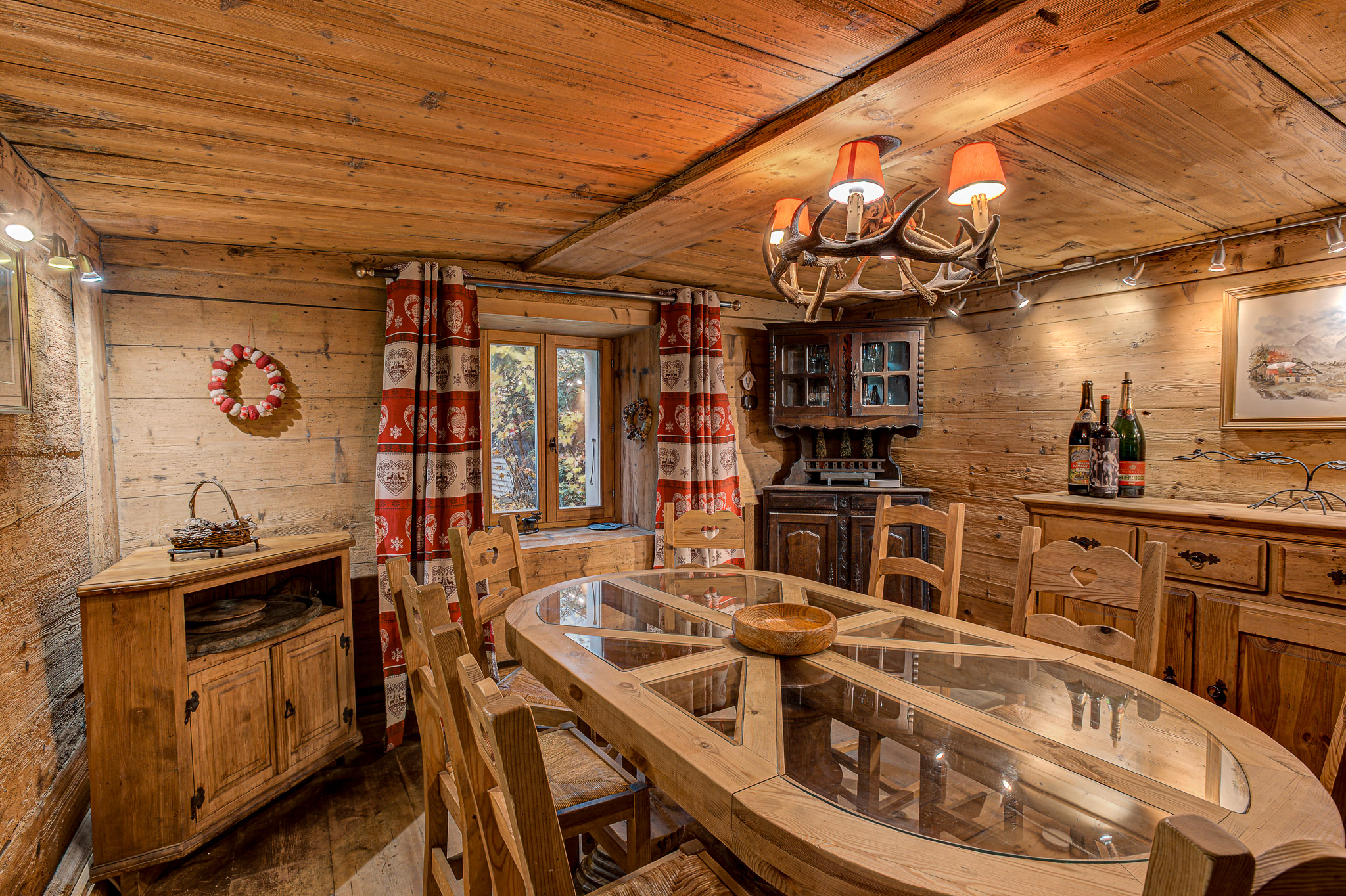 Chalet-Pele-Alpes-Travel-08