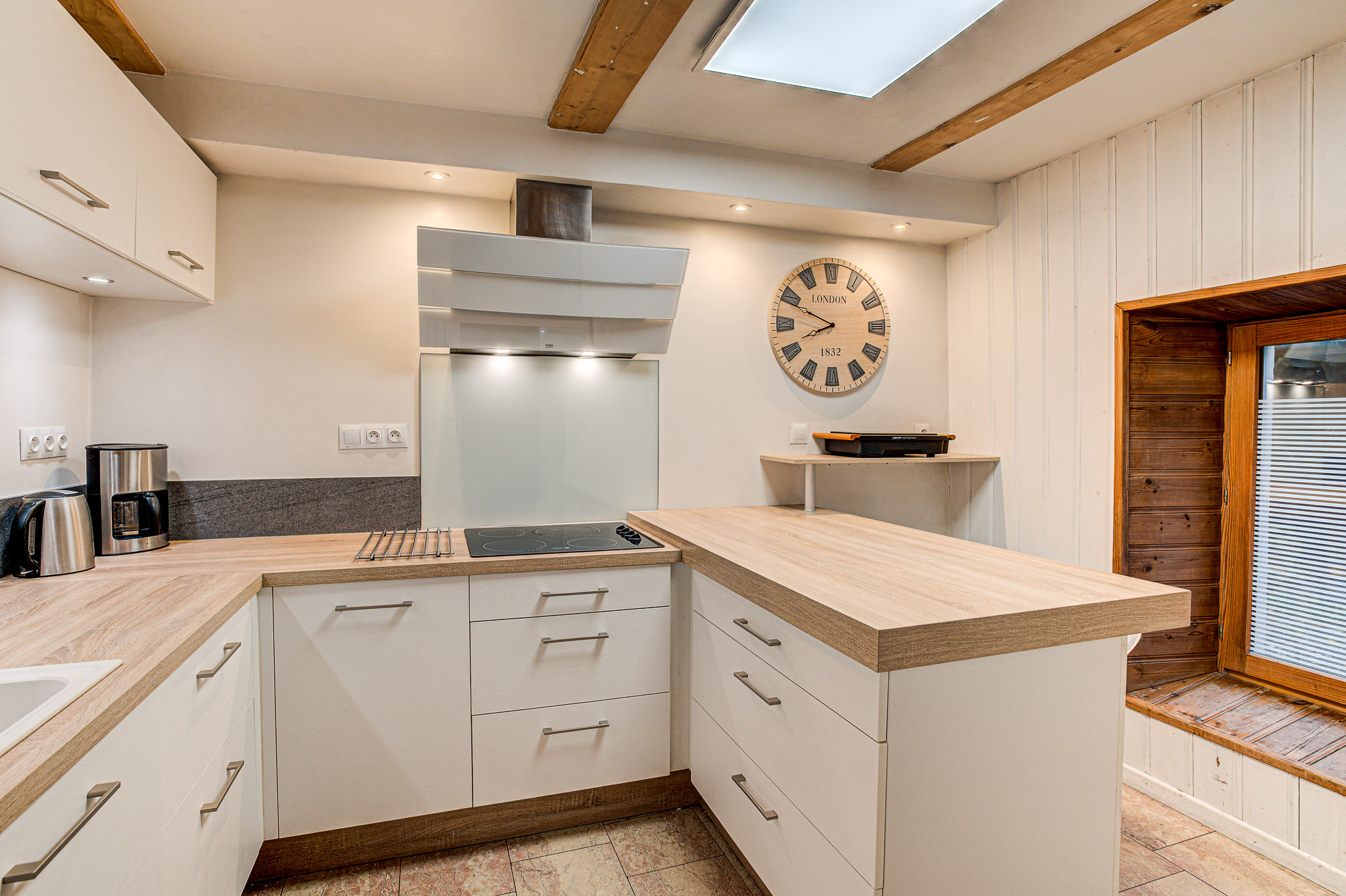 Chalet-Pele-Alpes-Travel-19