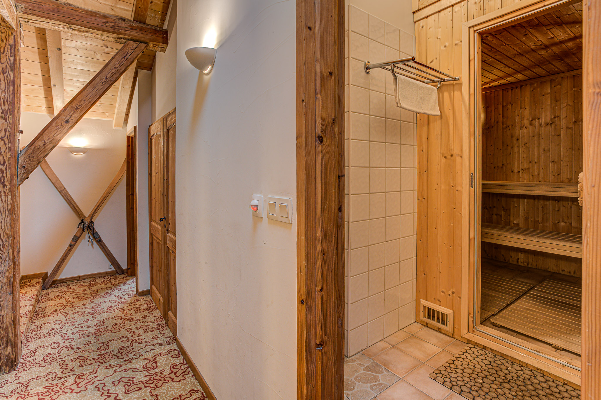 Chalet-Pele-Alpes-Travel-35