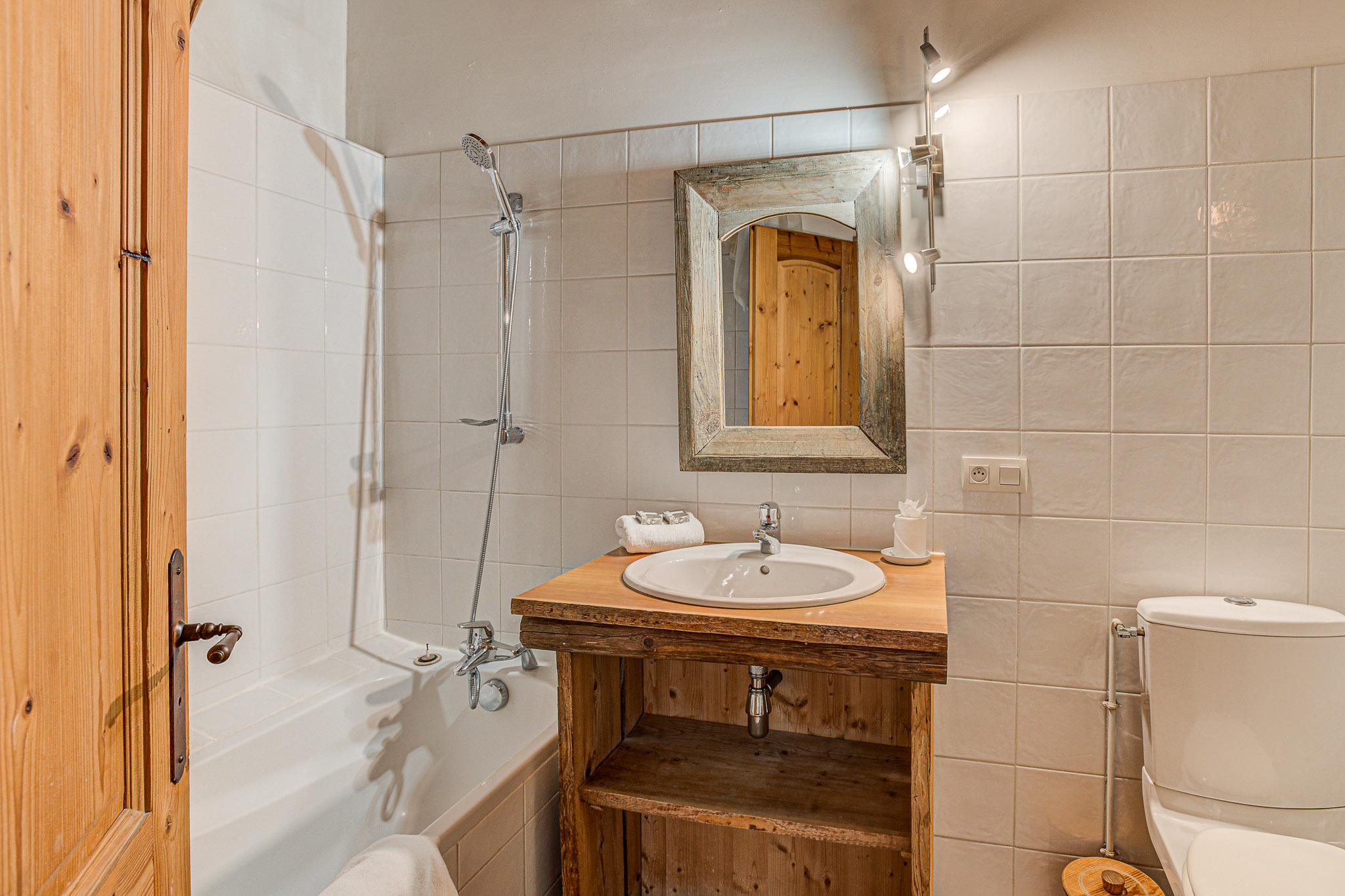 Chalet-Pele-Alpes-Travel-43